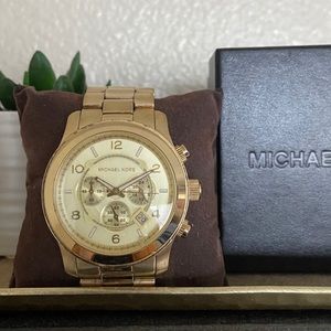 MICHAEL KORS WATCH ✨ Oversized Runway Gold-Tone